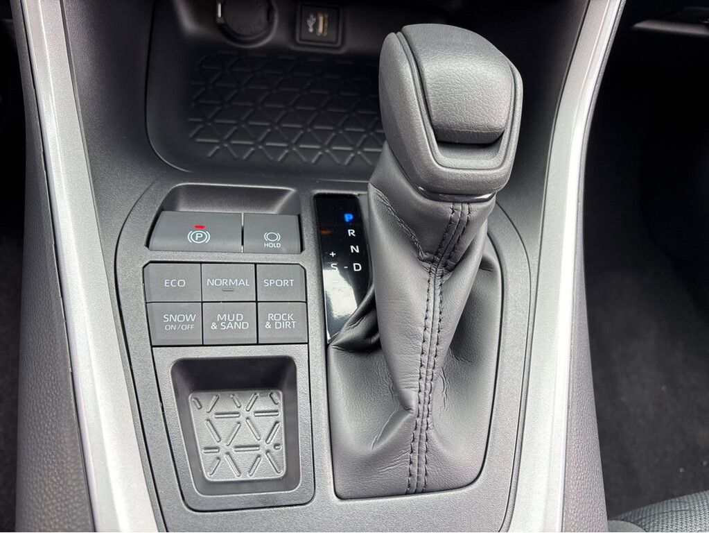 image-33 2025 Toyota RAV4