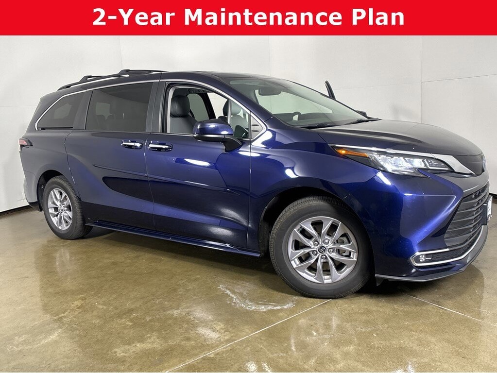 image-0 2022 Toyota Sienna