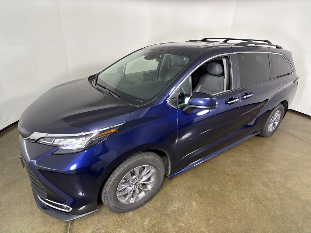 image-11 2022 Toyota Sienna