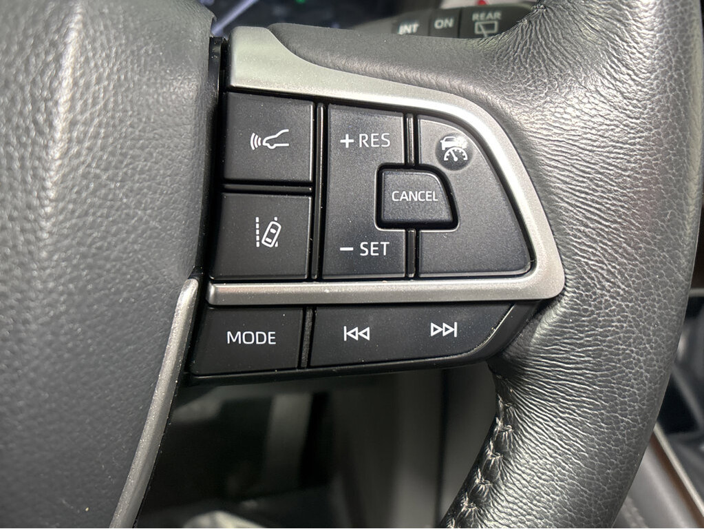 image-24 2022 Toyota Sienna