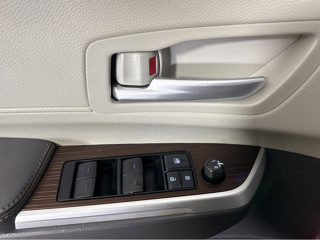 image-30 2022 Toyota Sienna