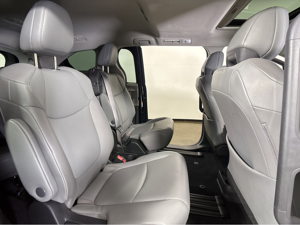 image-31 2022 Toyota Sienna