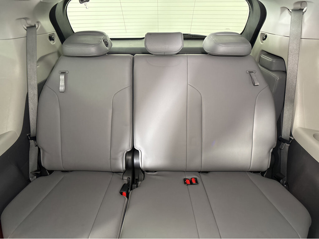 image-34 2022 Toyota Sienna