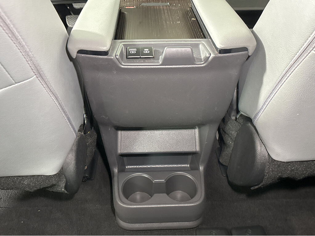 image-40 2022 Toyota Sienna