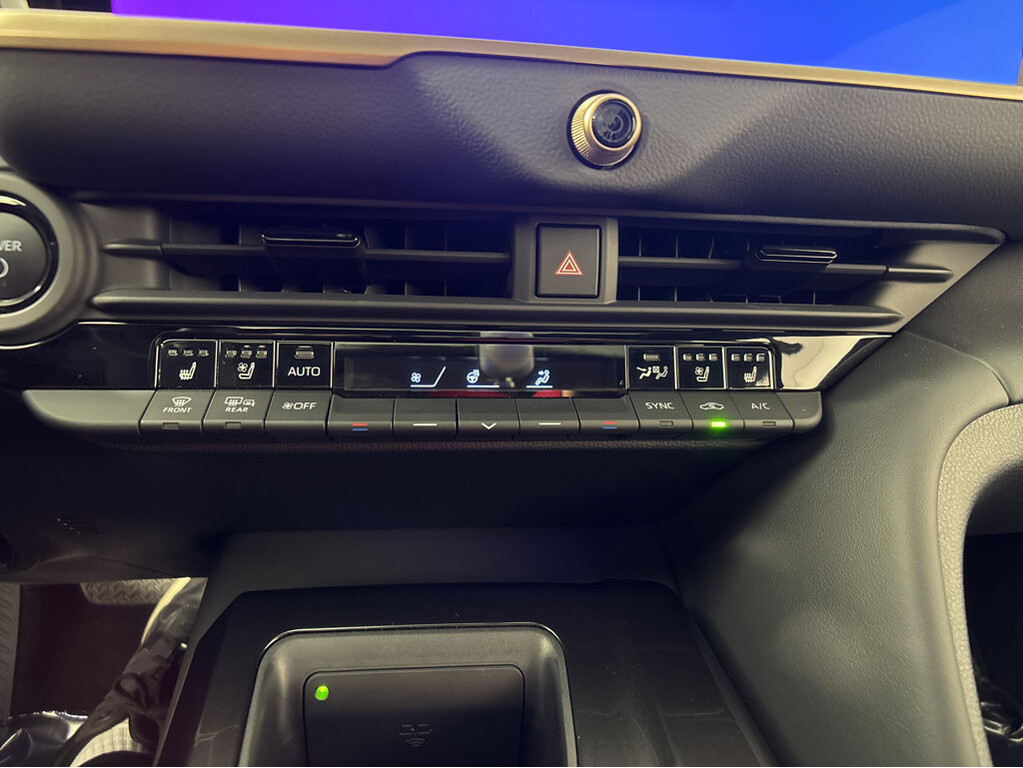 2025 Toyota Crown Signia Located at Smart Motors Toyota slide-image