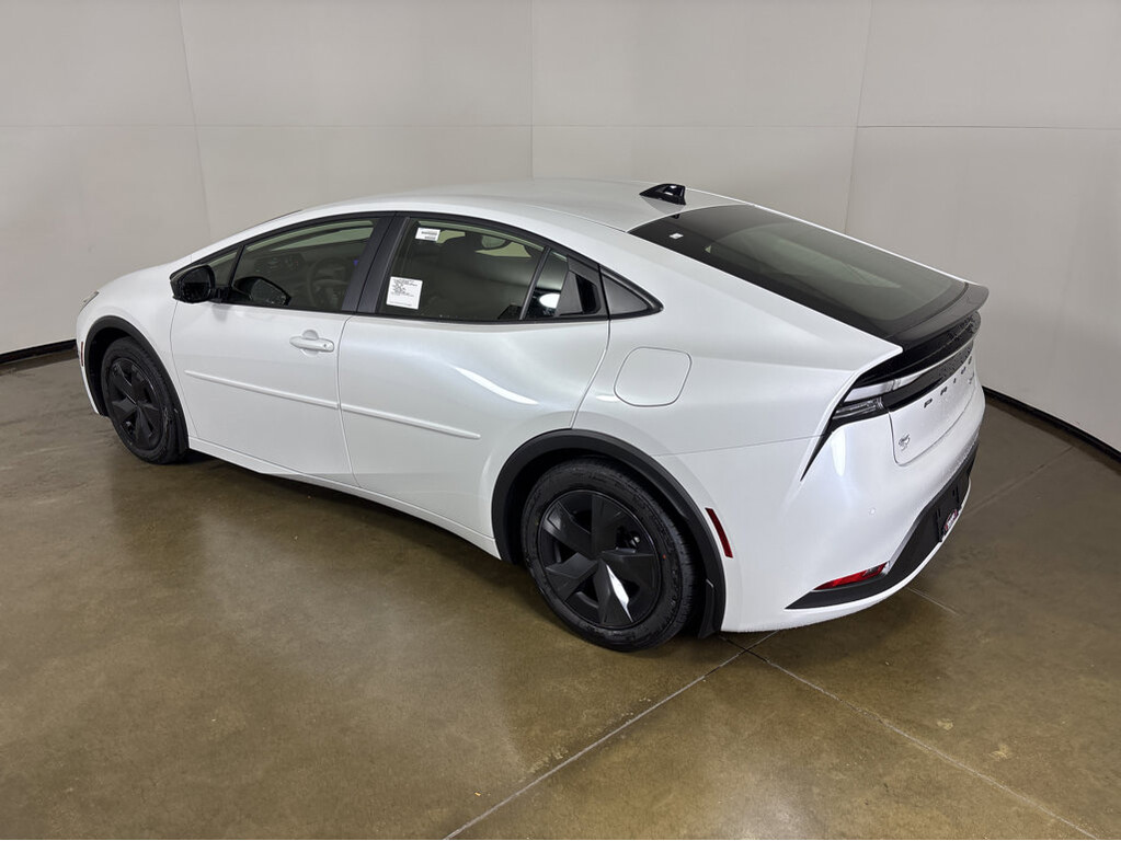 image-11 2026 Toyota Prius Plug-In Hybrid