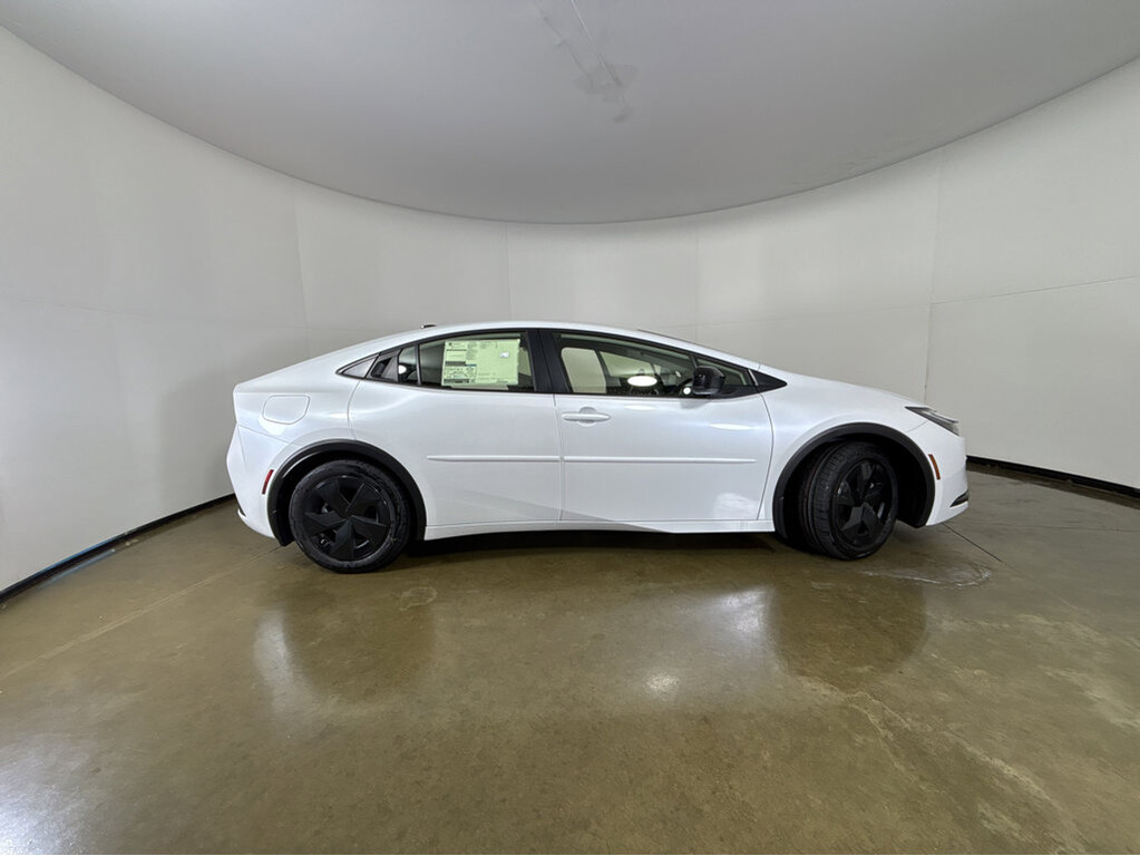 image-16 2026 Toyota Prius Plug-In Hybrid