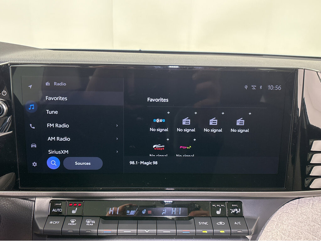 image-5 2026 Toyota Camry Hybrid