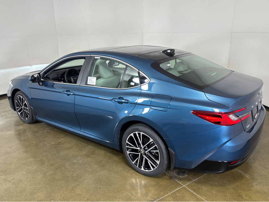 image-11 2026 Toyota Camry Hybrid