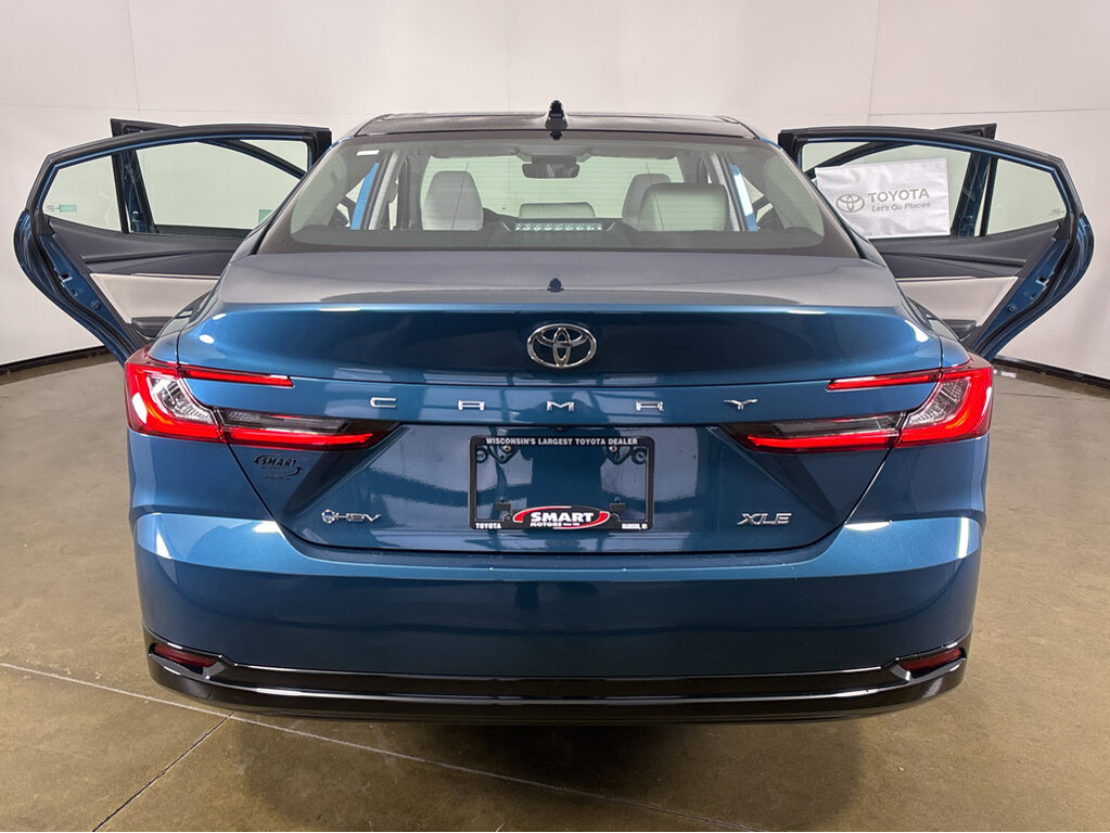 image-12 2026 Toyota Camry Hybrid