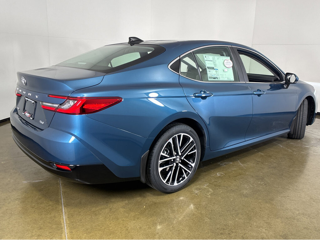 image-14 2026 Toyota Camry Hybrid