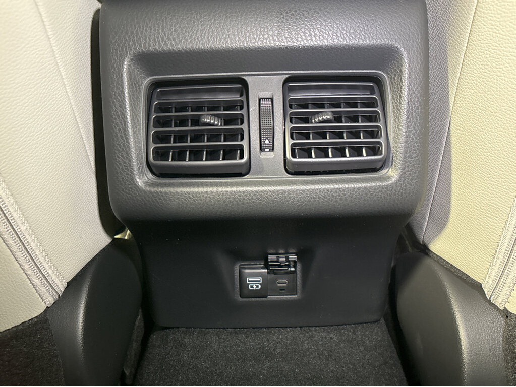 image-34 2026 Toyota Camry Hybrid