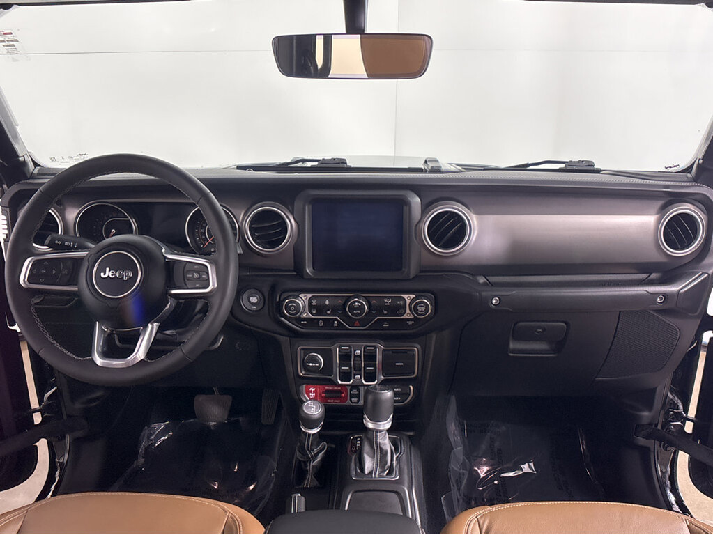 image-3 2023 Jeep Gladiator