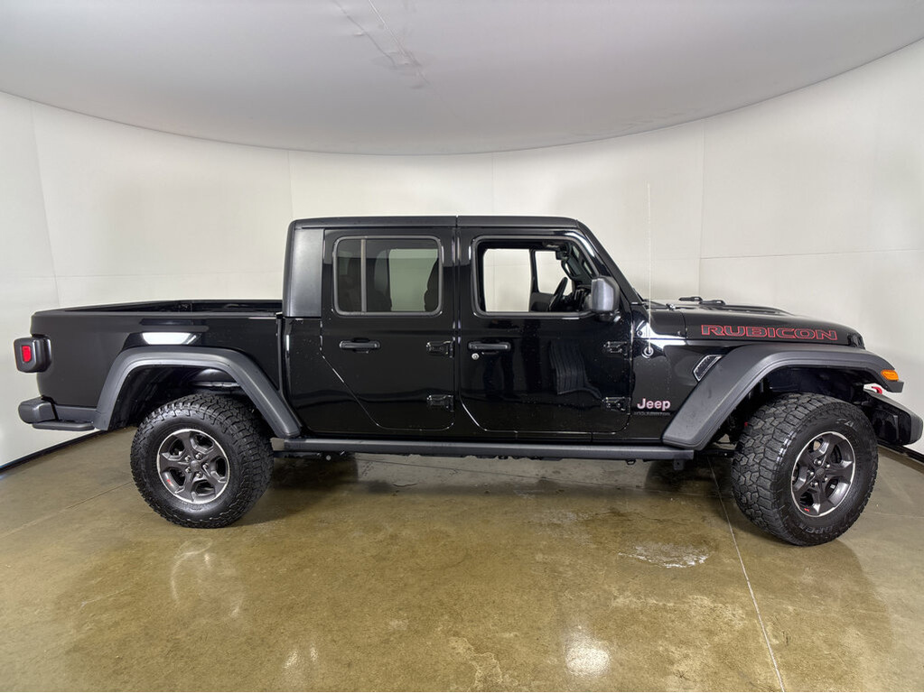image-19 2023 Jeep Gladiator