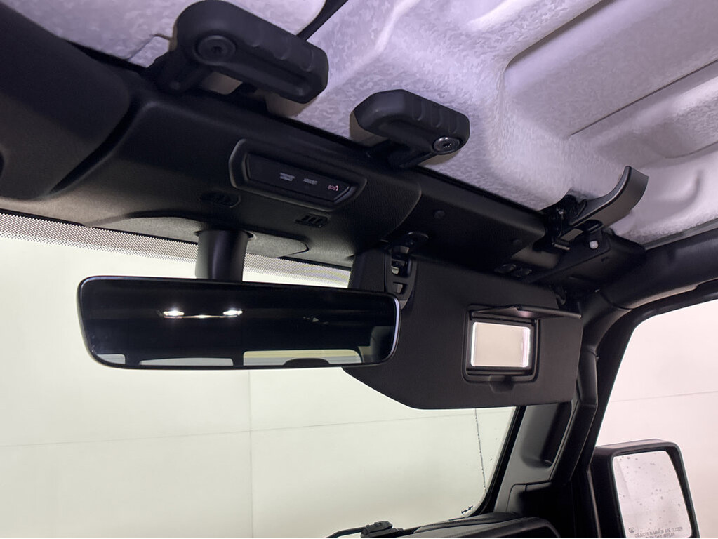 image-33 2023 Jeep Gladiator