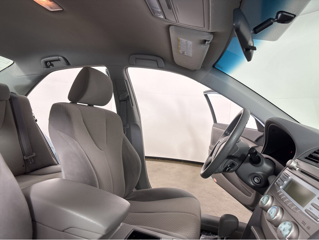 image-25 2009 Toyota Camry