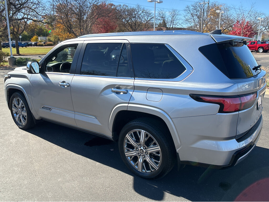 image-14 2024 Toyota Sequoia