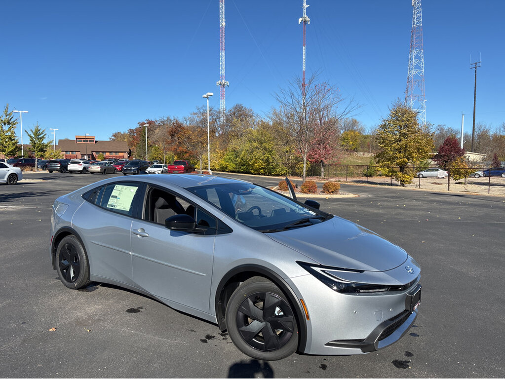 2026 Toyota Prius Plug-In Hybrid Located at Smart Motors Toyota slide-image