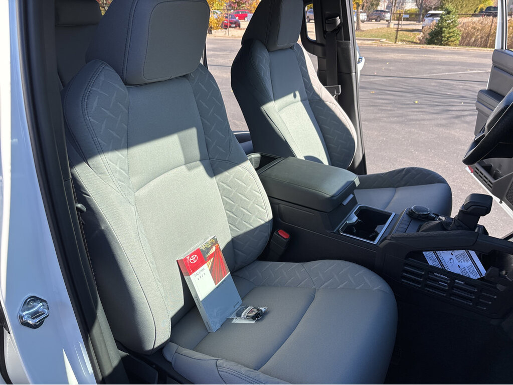 image-4 2025 Toyota Tacoma