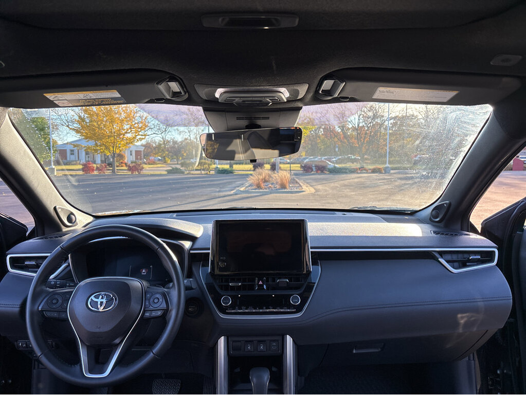 image-3 2024 Toyota Corolla Cross