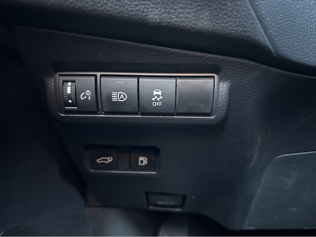 image-38 2024 Toyota Corolla Cross