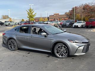 Thumbnail - 2026 Toyota Camry Hybrid