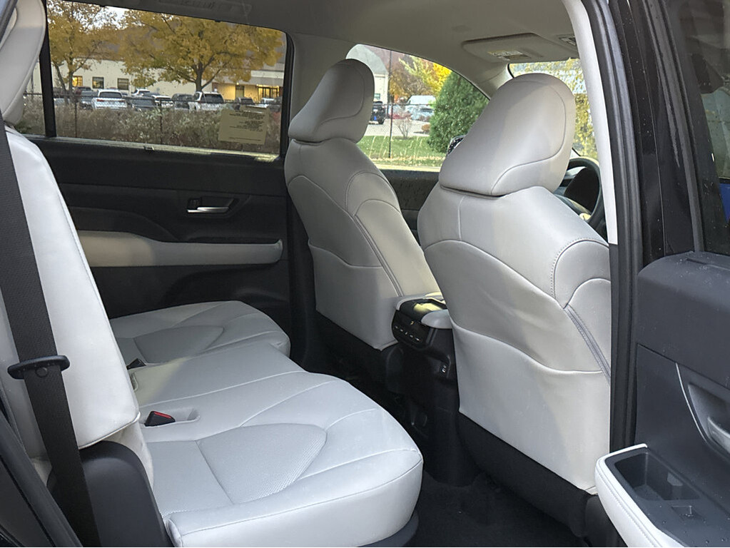 image-26 2026 Toyota Grand Highlander