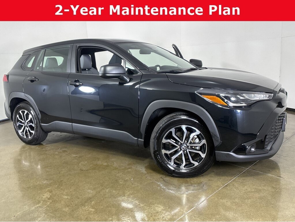 2024 Toyota Corolla Cross S's photo