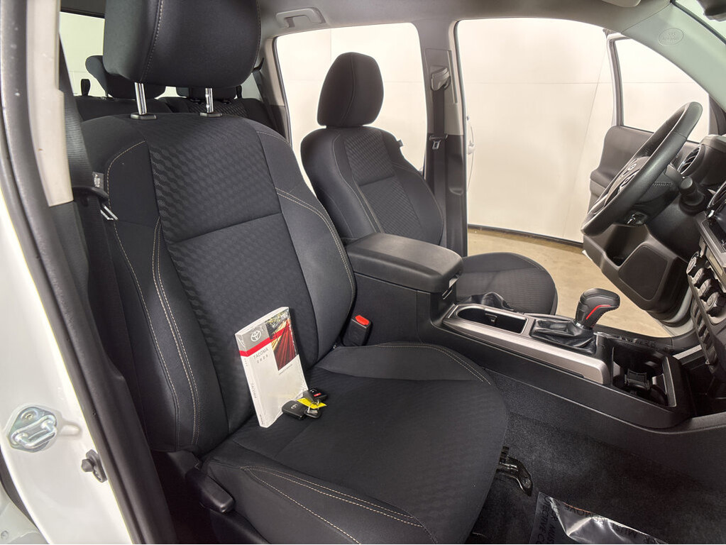 image-4 2023 Toyota Tacoma 4WD