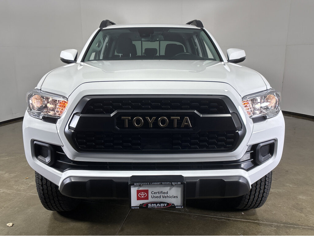 image-8 2023 Toyota Tacoma 4WD