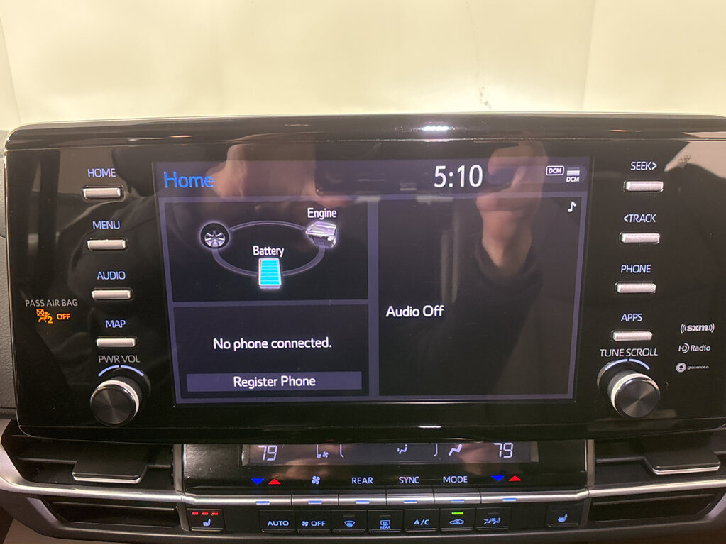 2021 Toyota Sienna Located at Smart Motors Toyota slide-image