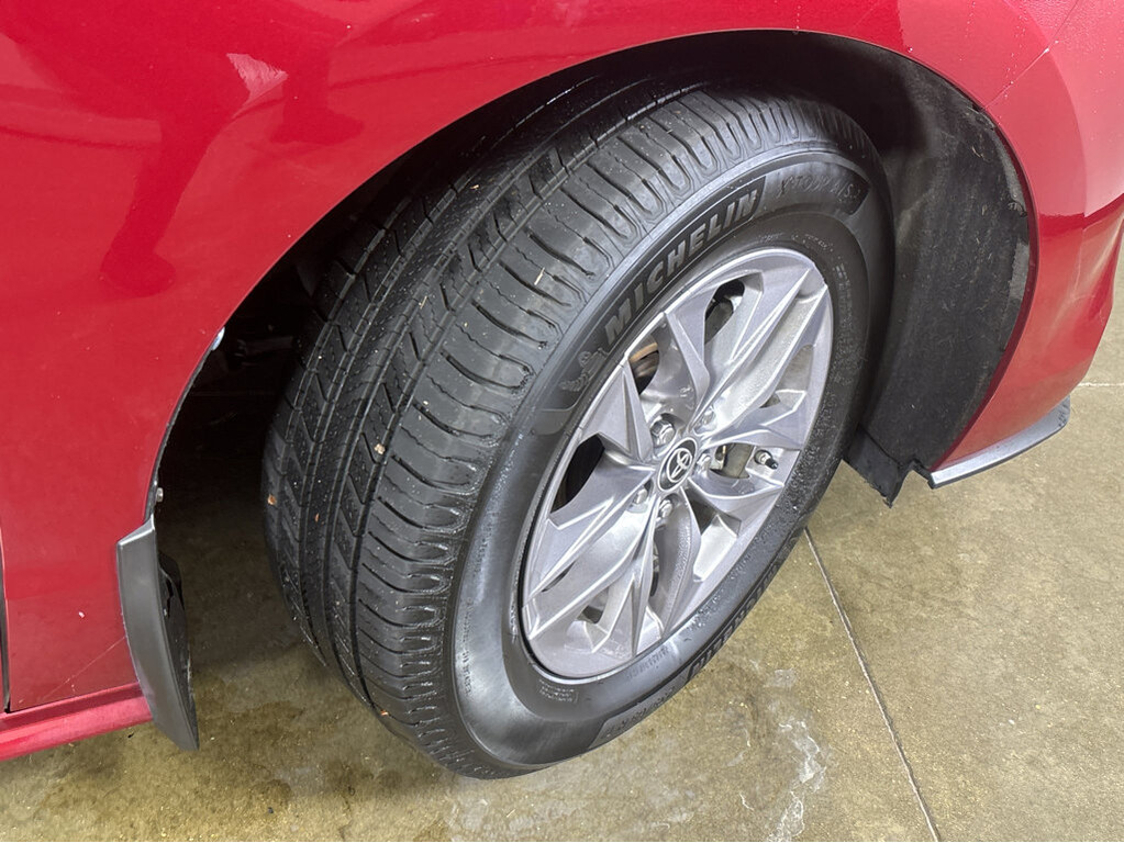 2021 Toyota Sienna Located at Smart Motors Toyota slide-image