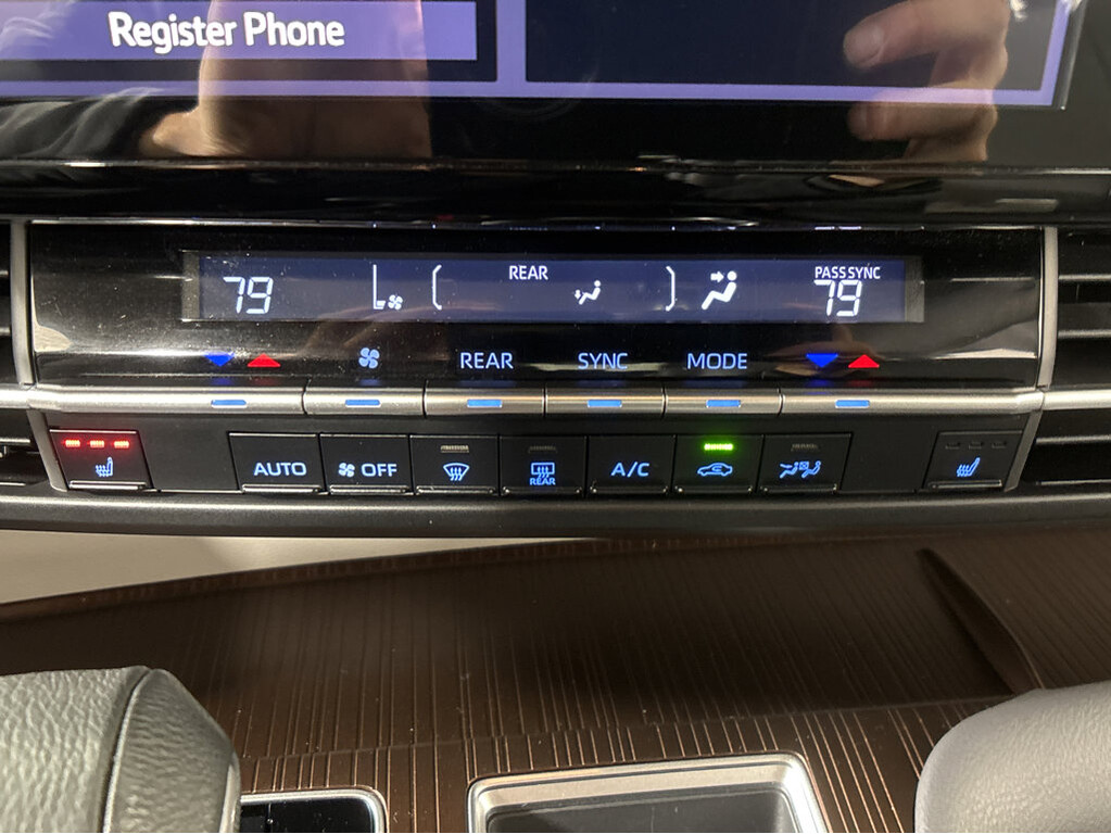 2021 Toyota Sienna Located at Smart Motors Toyota slide-image
