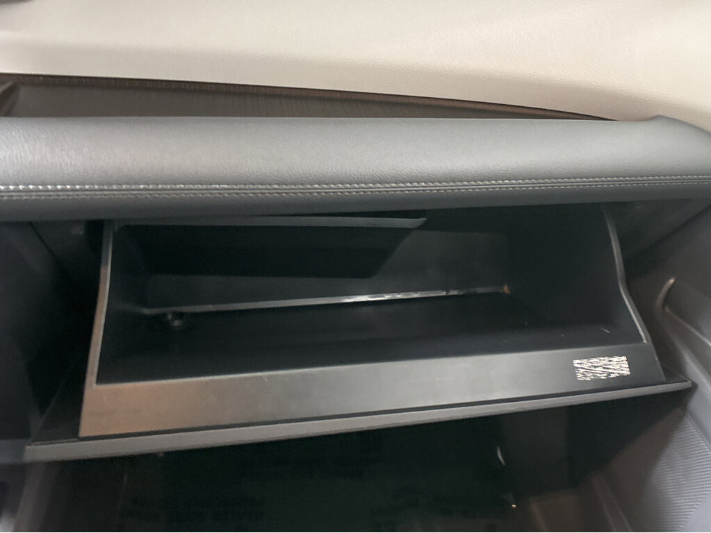 2021 Toyota Sienna Located at Smart Motors Toyota slide-image