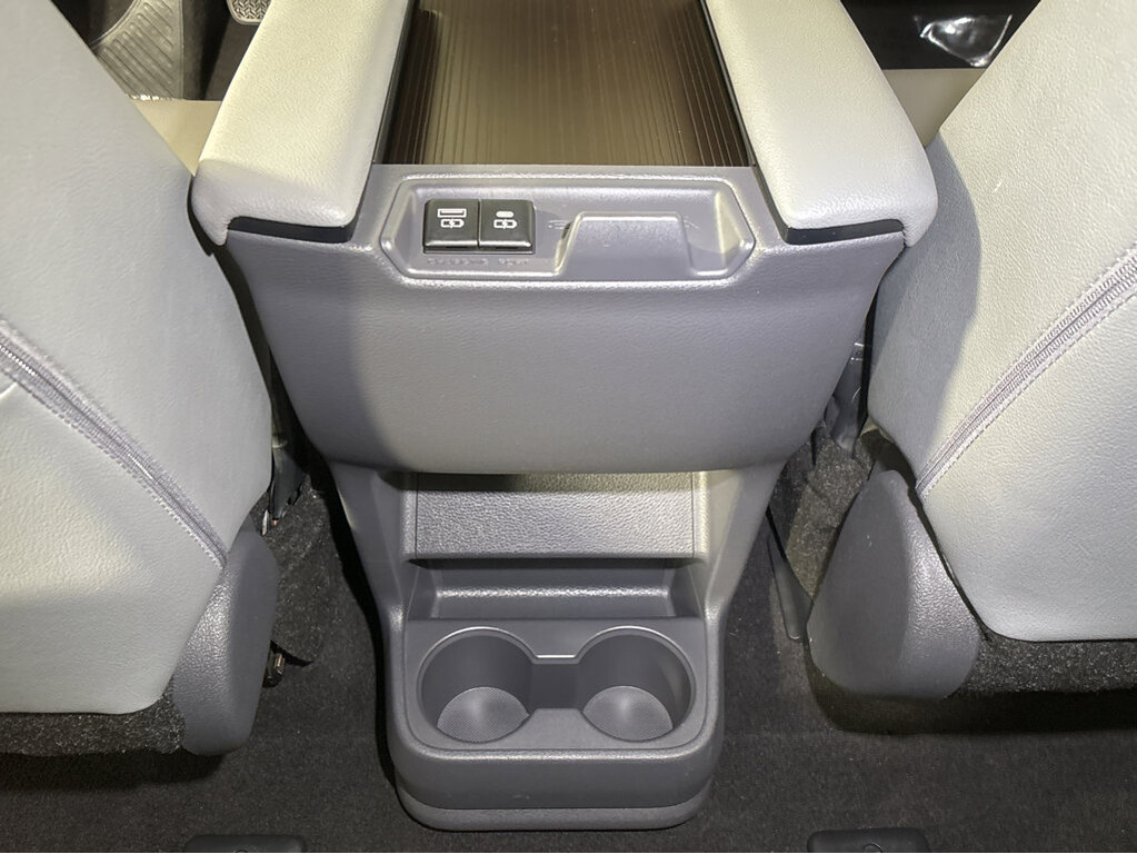 2021 Toyota Sienna Located at Smart Motors Toyota slide-image