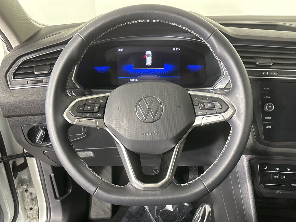 2022 Volkswagen Tiguan Located at Smart Motors Toyota slide-image