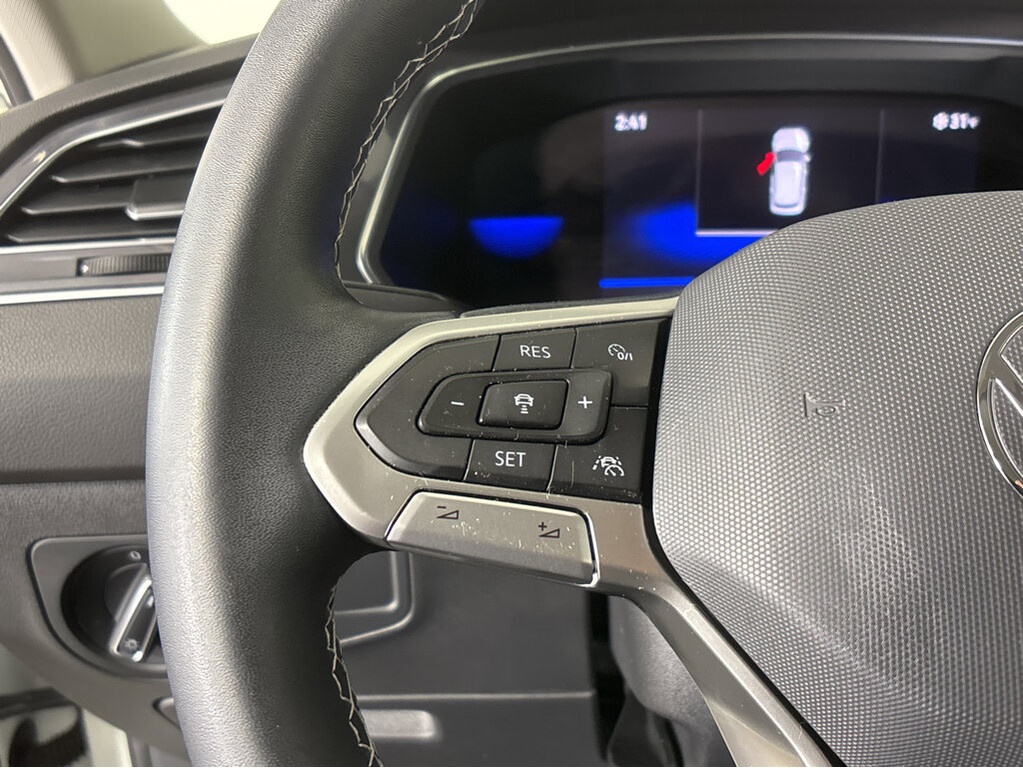 2022 Volkswagen Tiguan Located at Smart Motors Toyota slide-image