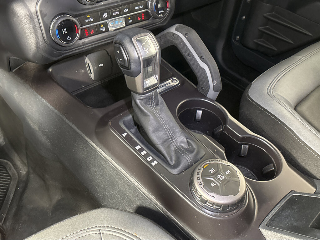 2024 Ford Bronco Located at Smart Motors Toyota slide-image