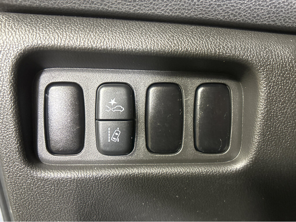 2021 Mitsubishi Outlander Sport Located at Smart Motors Toyota slide-image