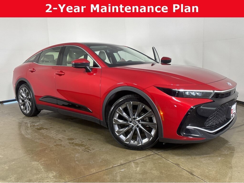 2023 Toyota Crown Limited's photo