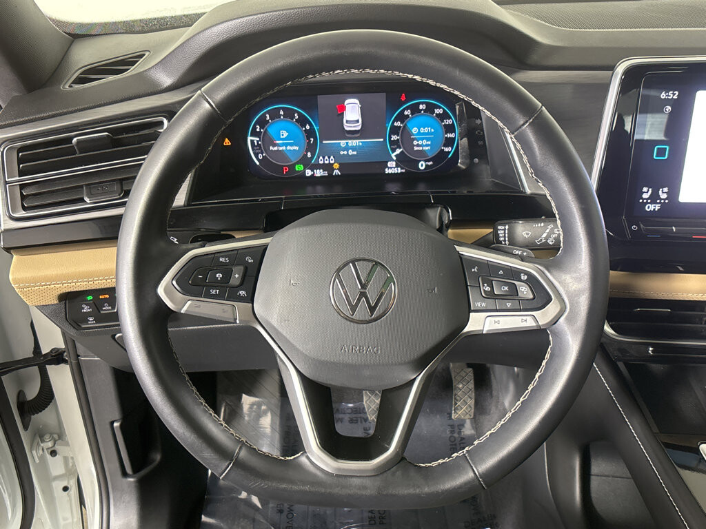 2024 Volkswagen Atlas Cross Sport Located at Smart Motors Toyota slide-image