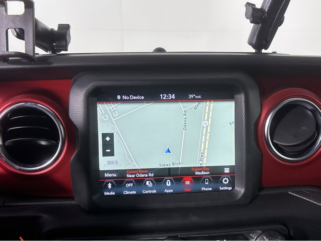 2023 Jeep Gladiator Located at Smart Motors Toyota light-box-slides