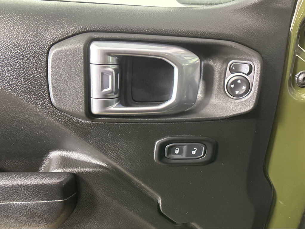 2023 Jeep Gladiator Located at Smart Motors Toyota light-box-slides