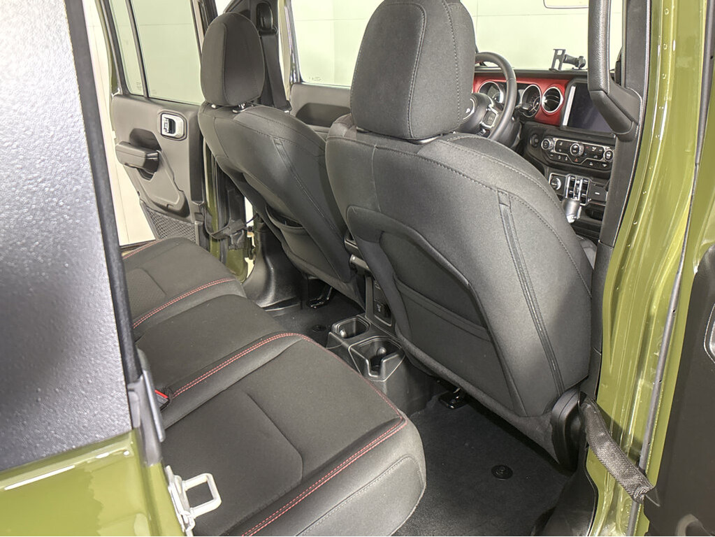 2023 Jeep Gladiator Located at Smart Motors Toyota light-box-slides