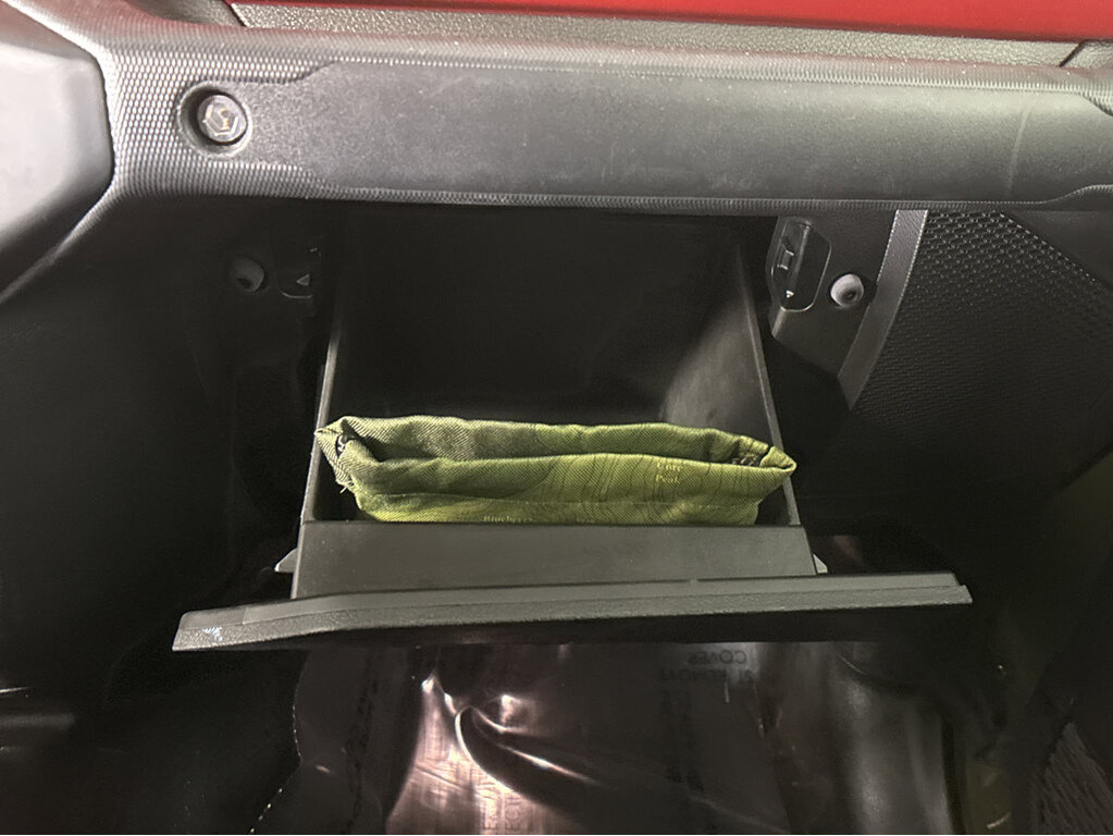 2023 Jeep Gladiator Located at Smart Motors Toyota light-box-slides