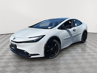 Thumbnail - 2026 Toyota Prius Plug-in Hybrid