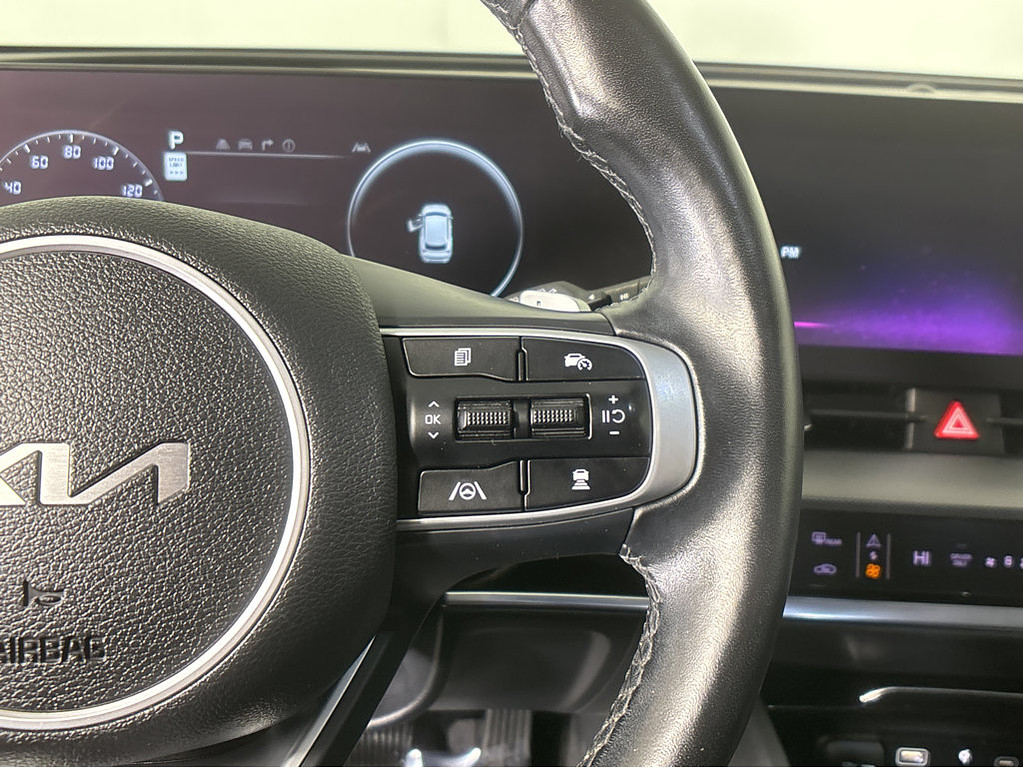 2023 Kia Sportage hybrid Located at Smart Motors Toyota light-box-slides