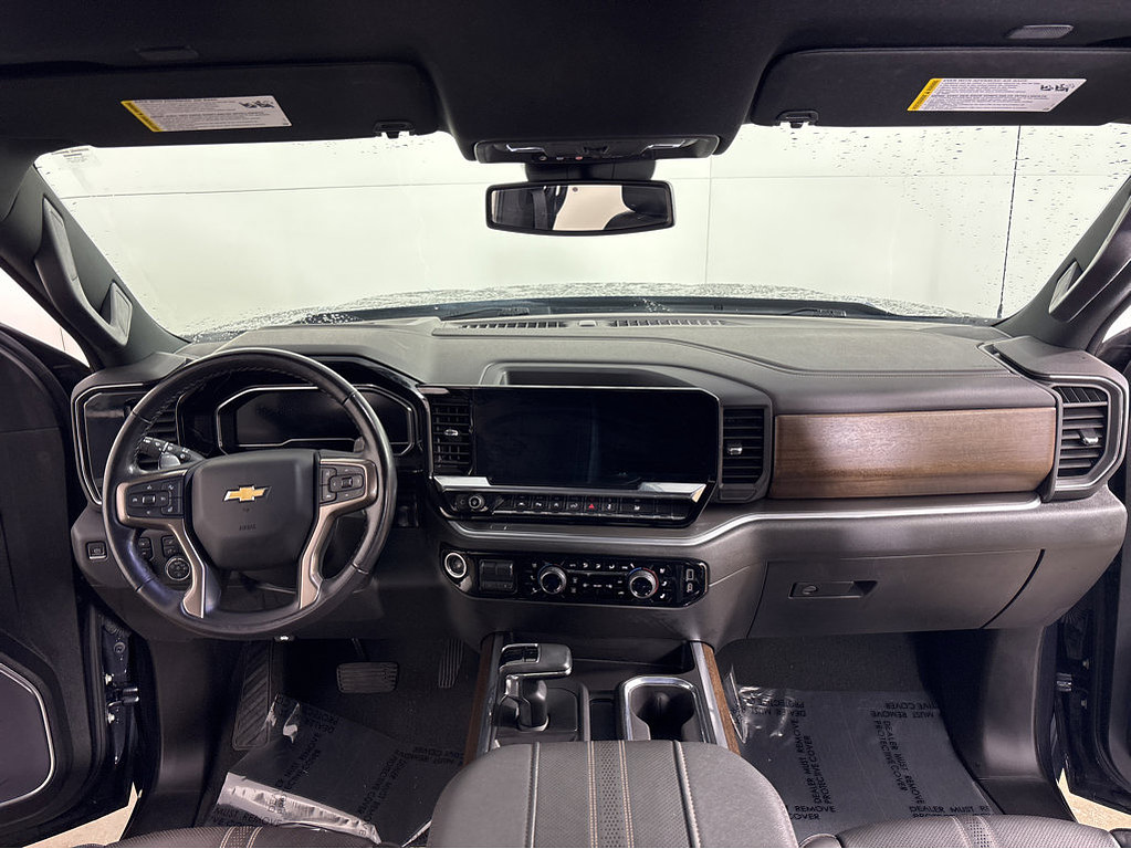 2023 Chevrolet Silverado 1500 Located at Smart Motors Toyota light-box-slides