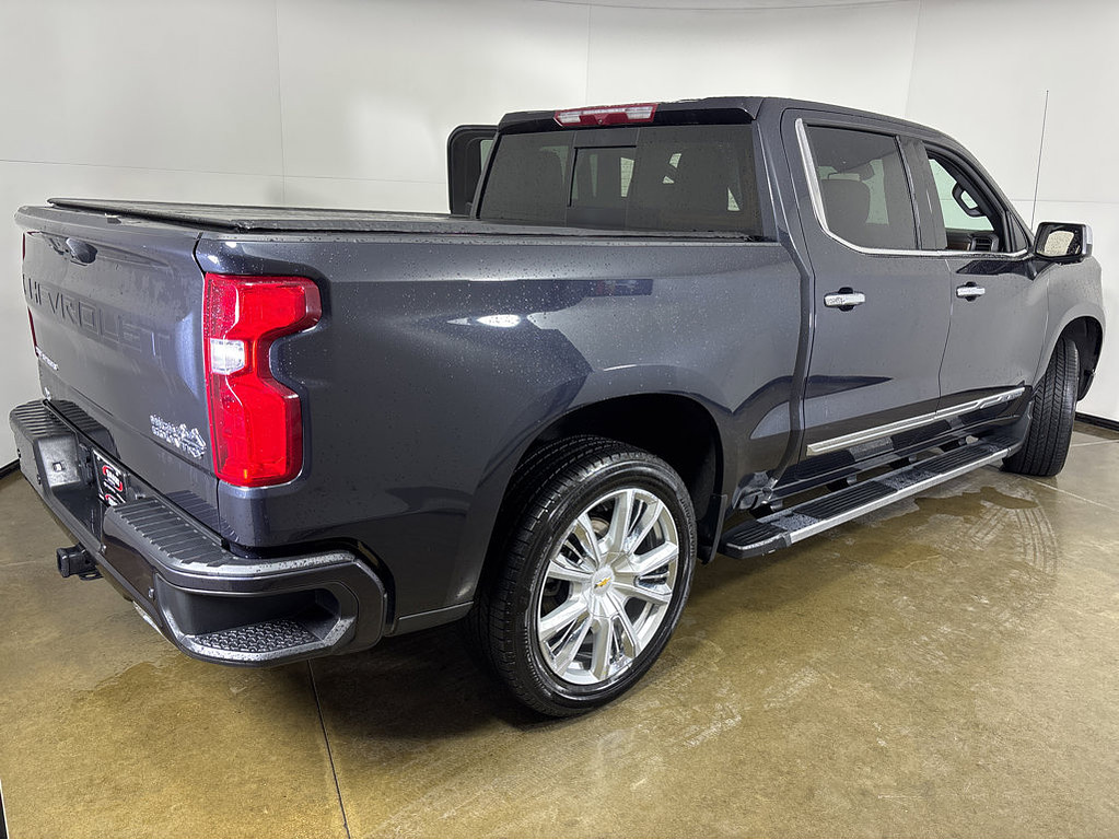 2023 Chevrolet Silverado 1500 Located at Smart Motors Toyota light-box-slides