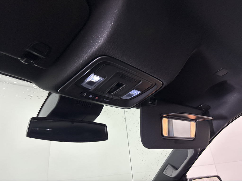 2023 Chevrolet Silverado 1500 Located at Smart Motors Toyota light-box-slides